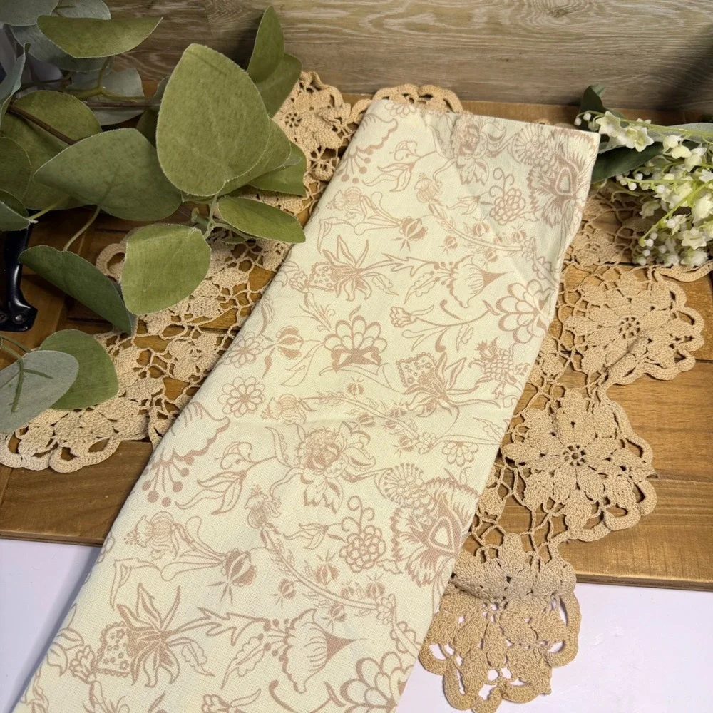 Noble Excellence Floral Toile Cotton Napkins Set 4 Tan Cream Vintage Style NWOT